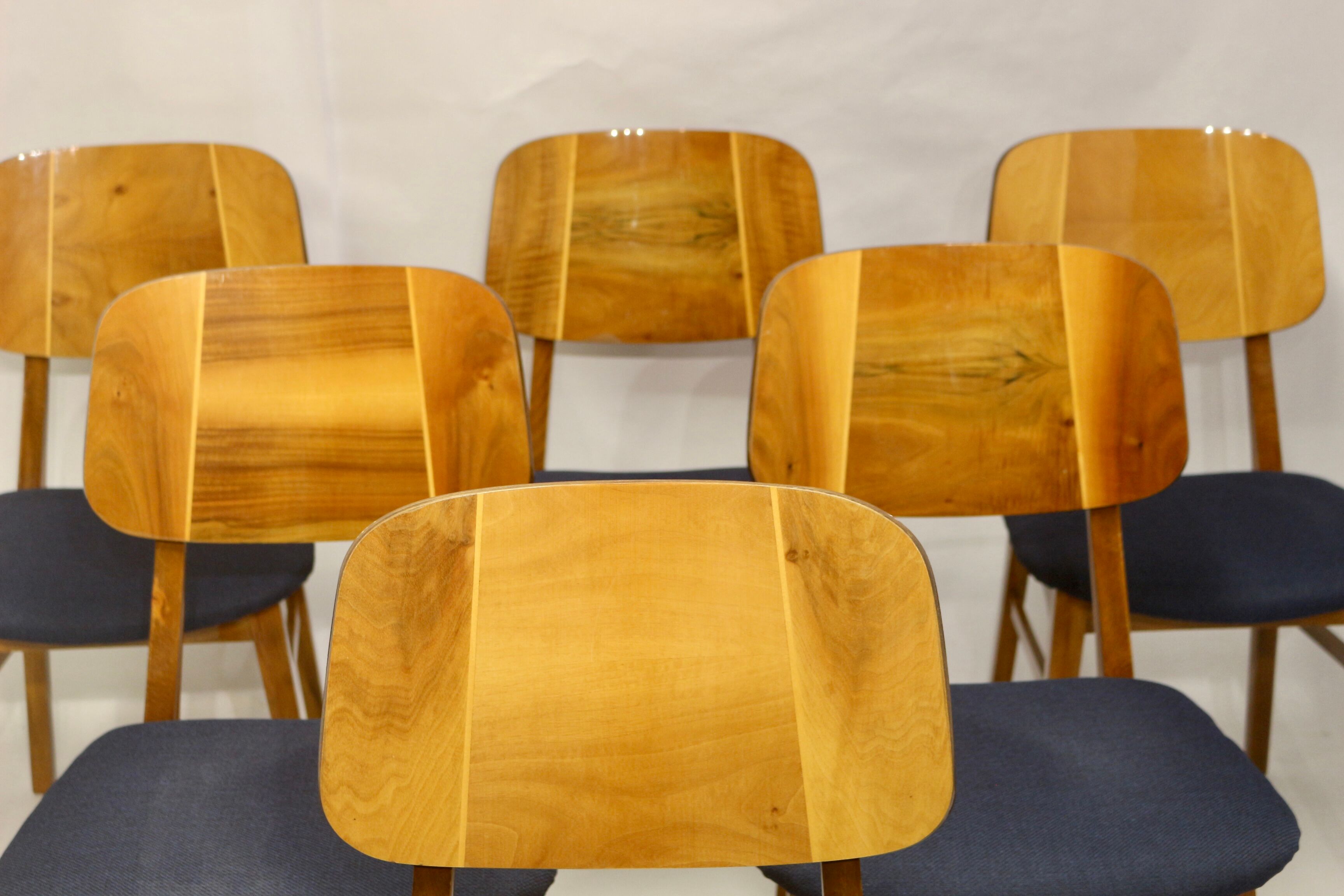 Set of six chairs design year 60,70 traditional slatted wood