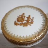 Porcelain jewelry box