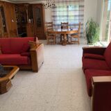 Round table in solid chene