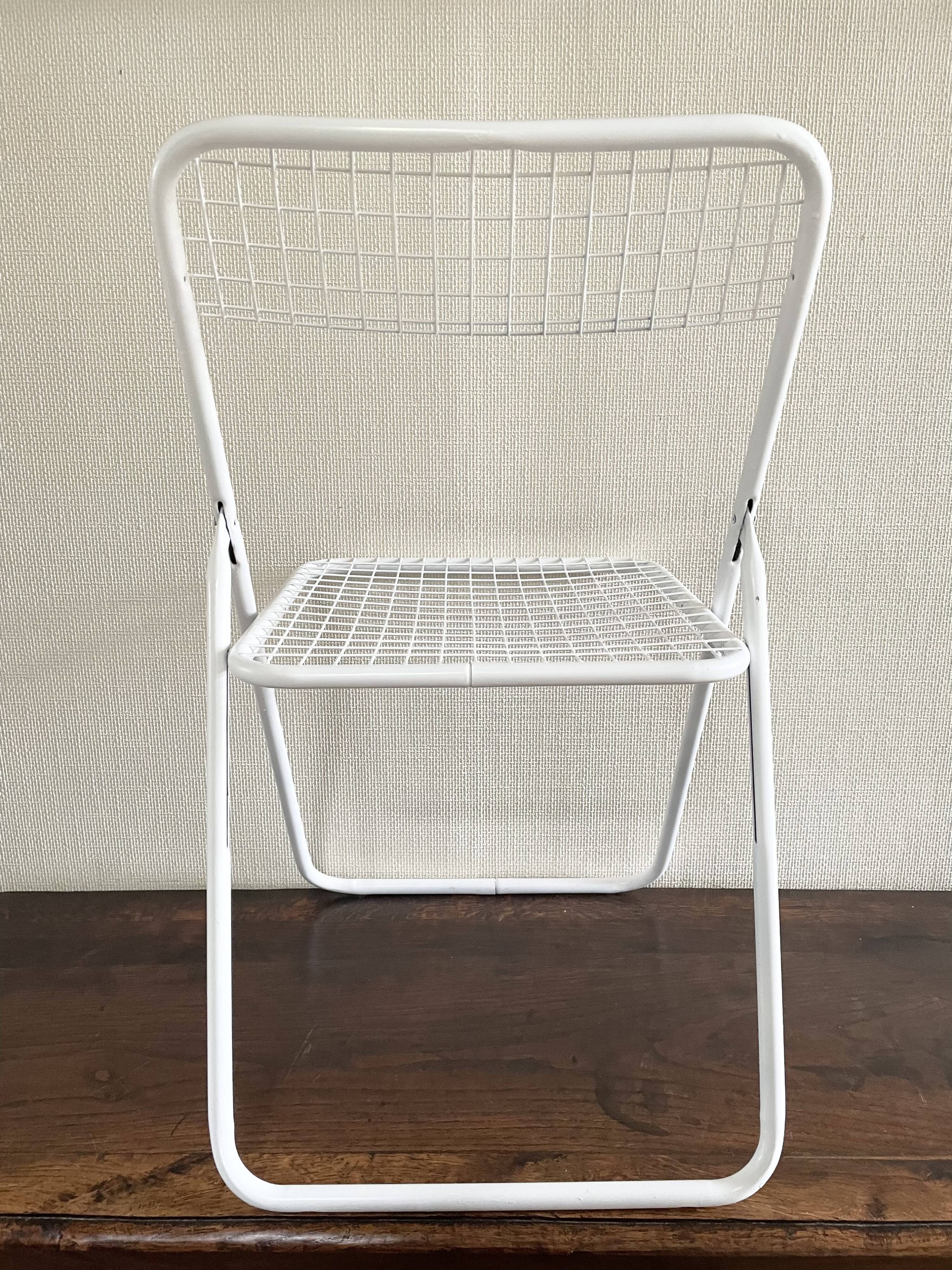 Metal folding chair
