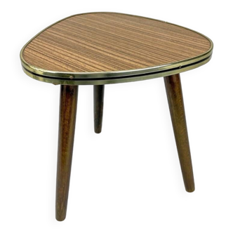 Mini faux wood tripod pedestal table