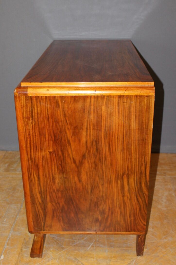 Art Deco period chest of drawers in walnut around 1930