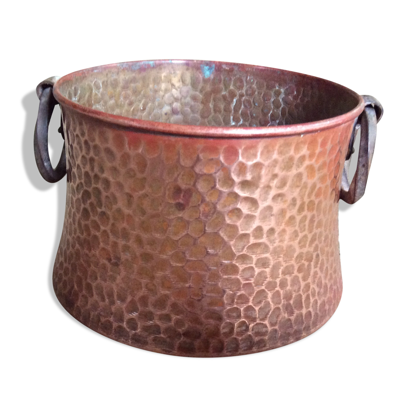 Copper pot cache
