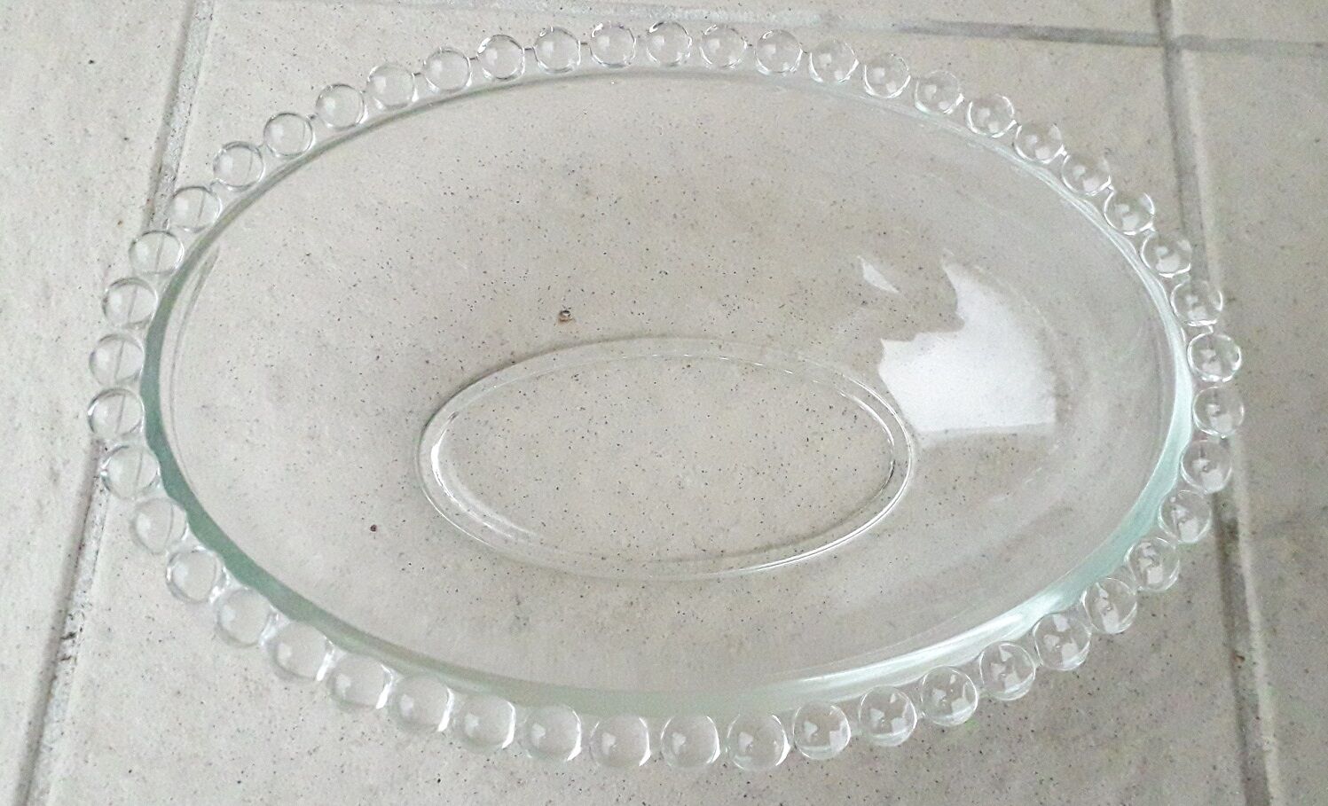 Oval flat