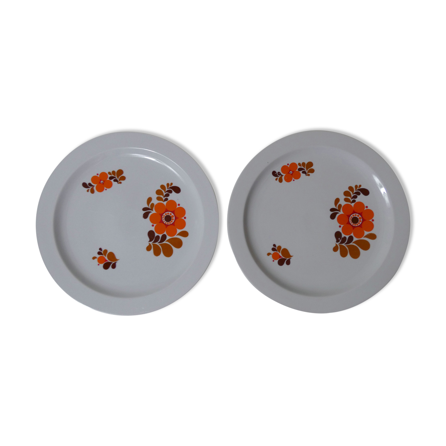 2 vintage Saxon porcelain presentation dishes