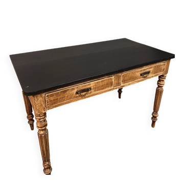 Ancienne table de cuisine en sapin