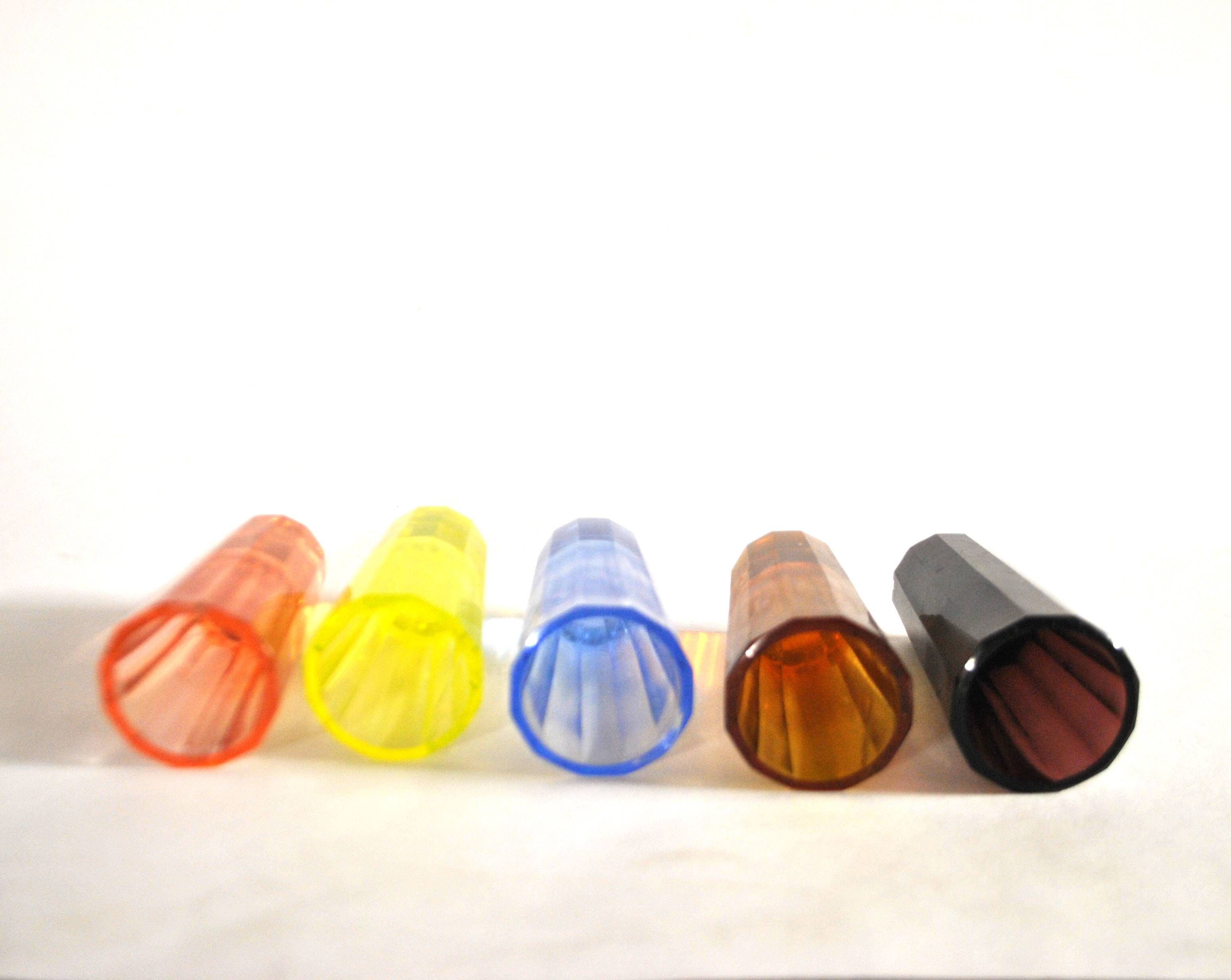 Set of 5 Art Deco 1920s shooter glasses in coloured and uranium glass - ouraline.