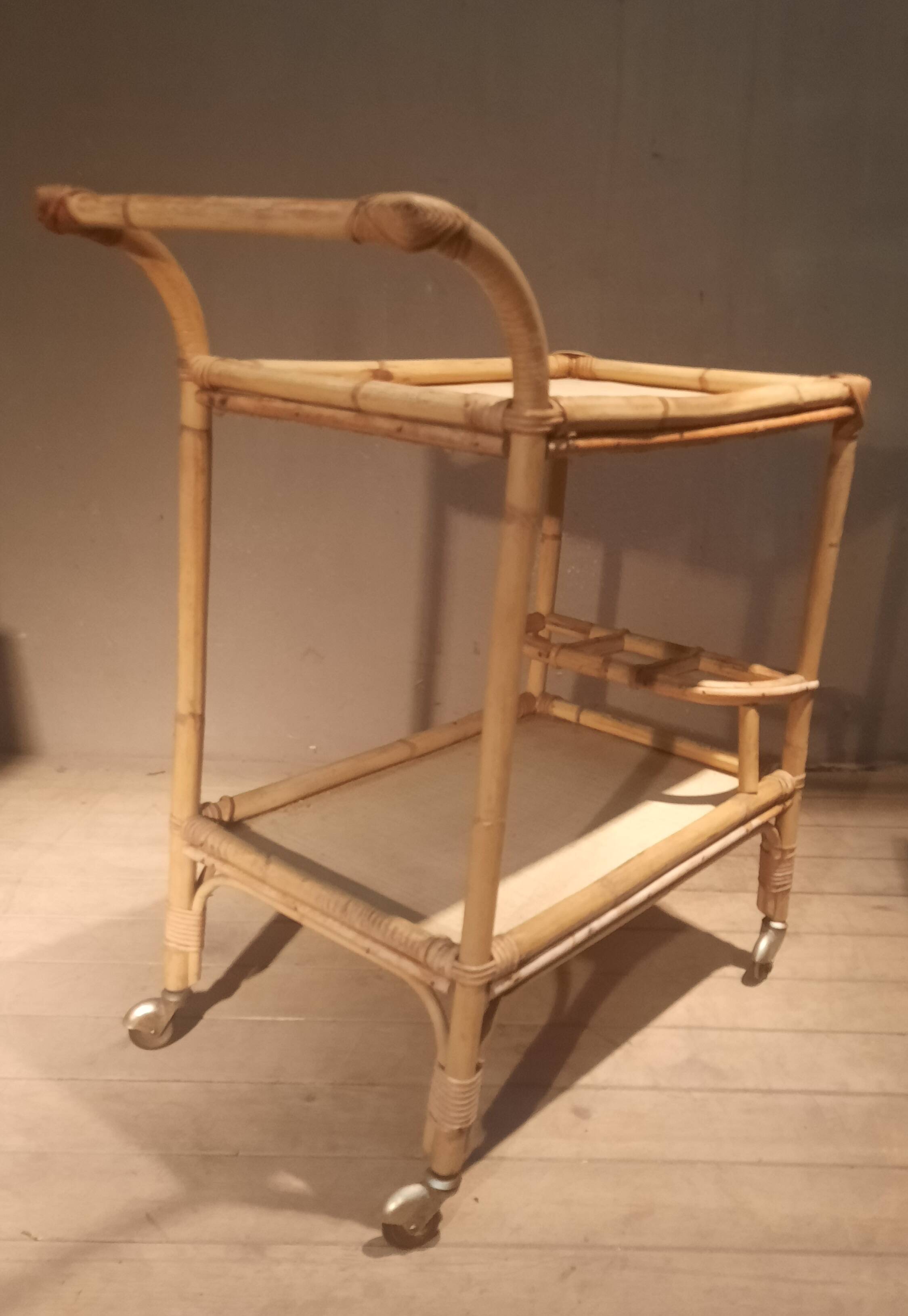 Table roulante en bambou des année 1950