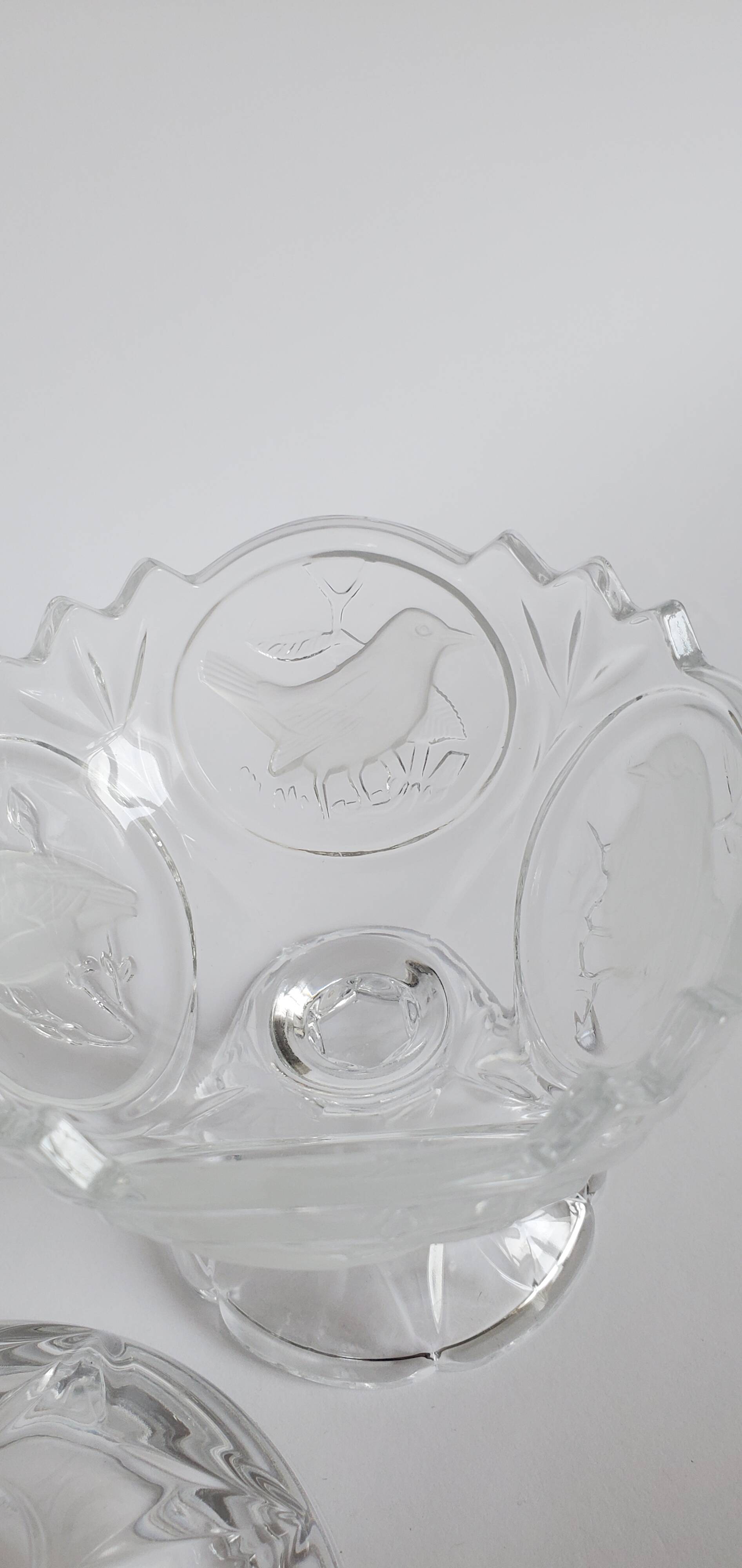 Crystal candy box from Cristal d'Arques