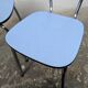 Duo de chaises en formica