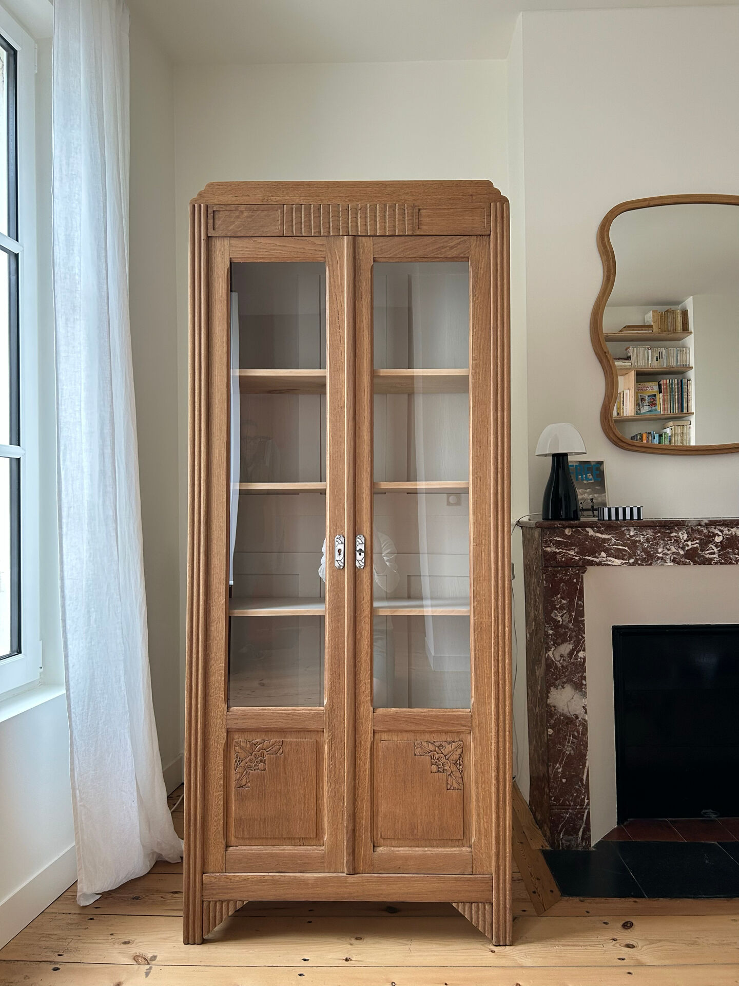 Art Deco glass cabinet (renovated)