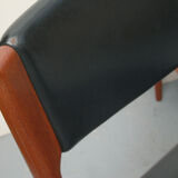 Set of 4 danish dining chairs in teak