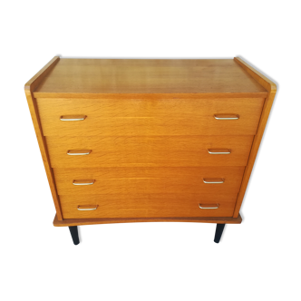 Vintage chest of drawers with four drawers