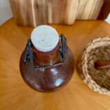 Bouteille en grès marron vintage
