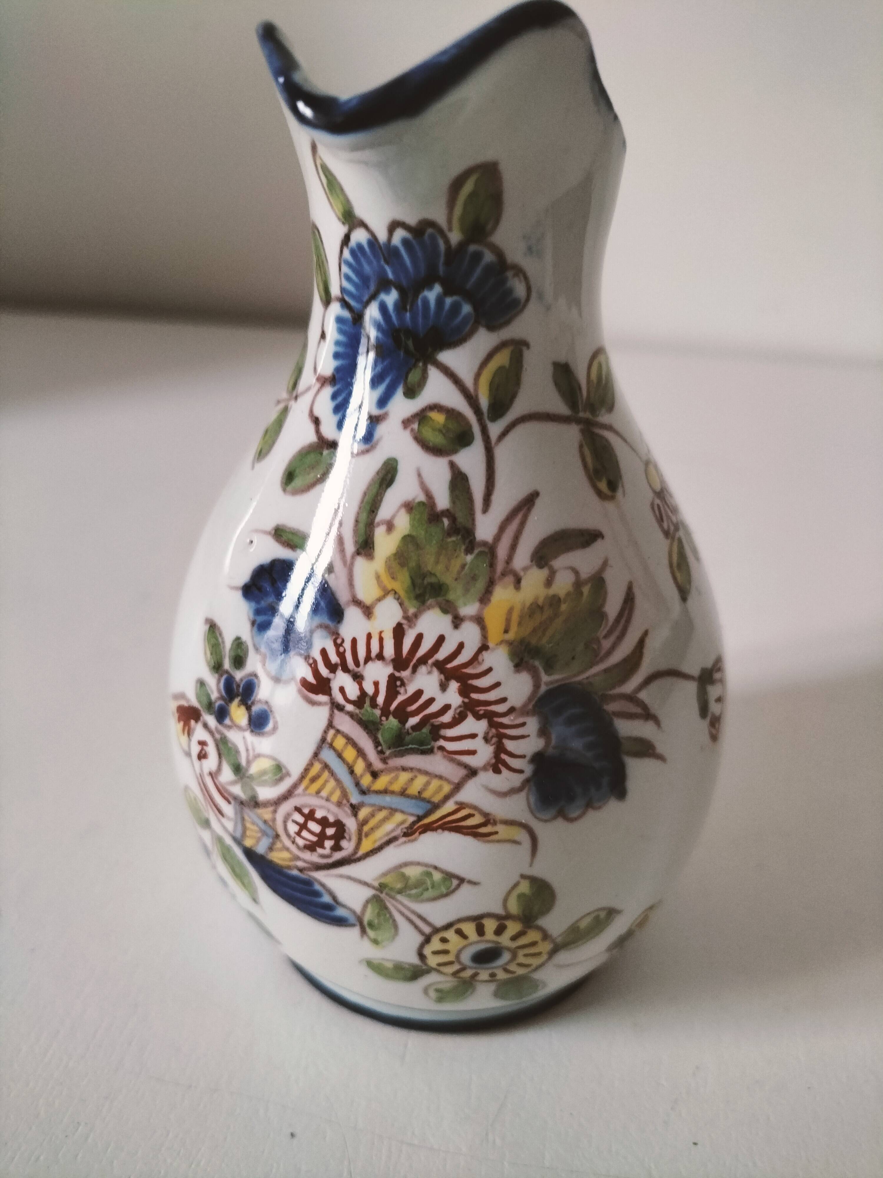 Small Malicorne pitcher with hand-painted floral decoration