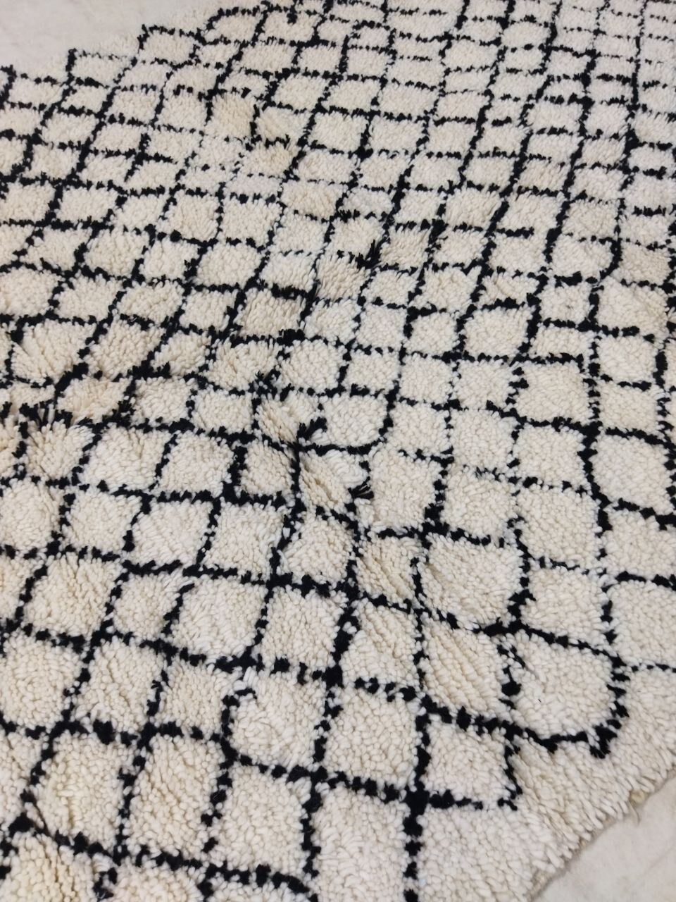 Handmade Moroccan Berber carpet 264 X 155 CM