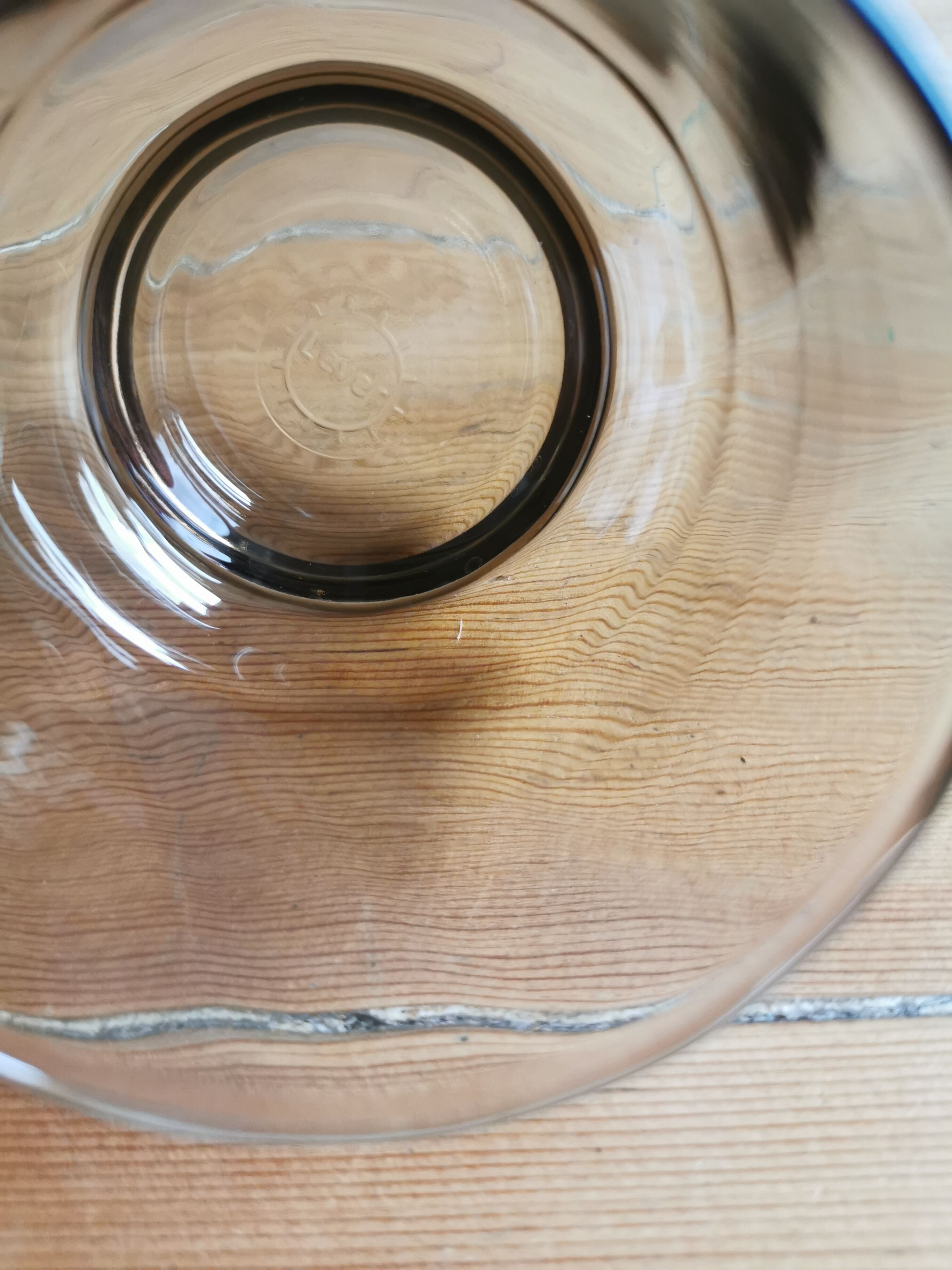 Service of 6 smoked glass water glasses