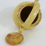 Ancienne cruche, chevrette, pichet à eau en grès jaune vernissé. Début XXème siècle
