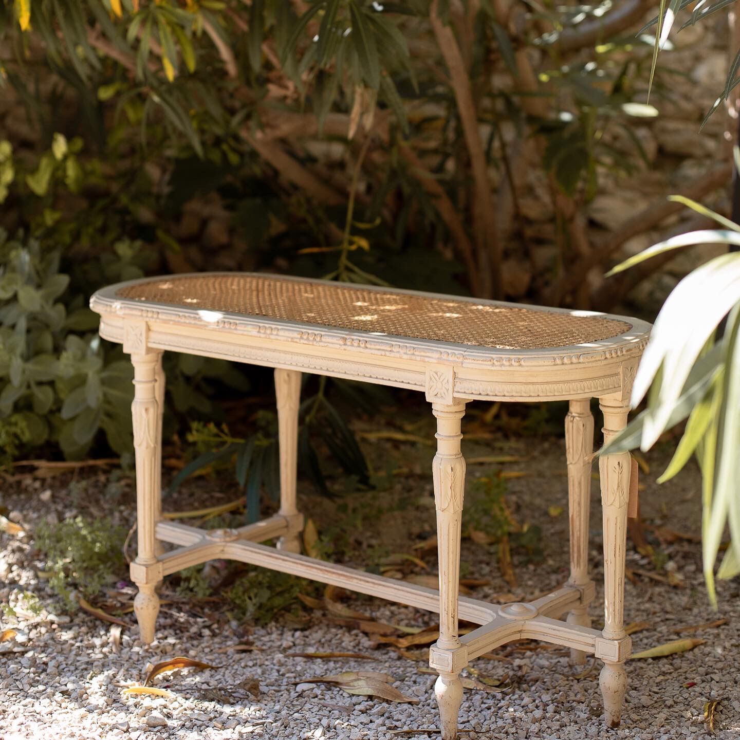 Piano bench canned 19th century