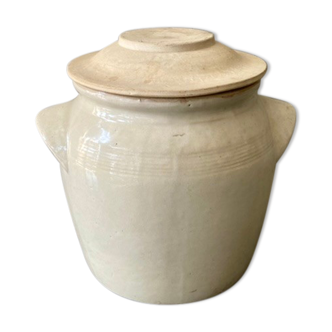 Sandstone pot