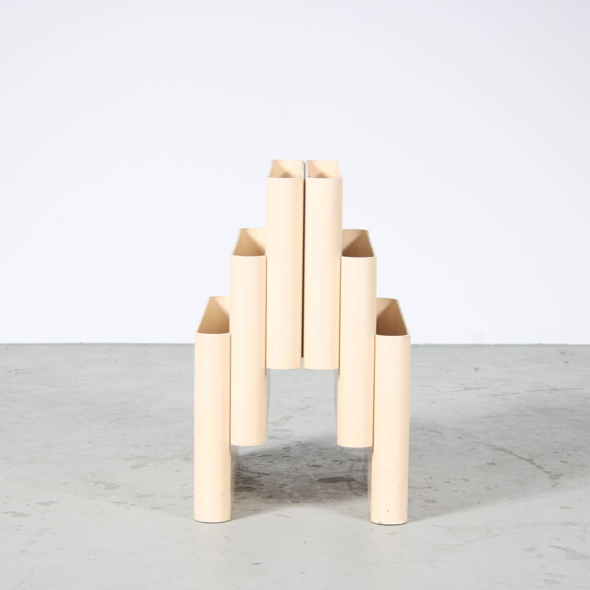 1960s Magazine rack by Giotto Stoppino for Kartell, Italy