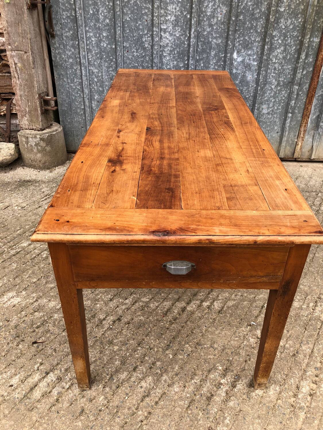 Antique cherry farmhouse table with 2 drawers and 1 pull-out