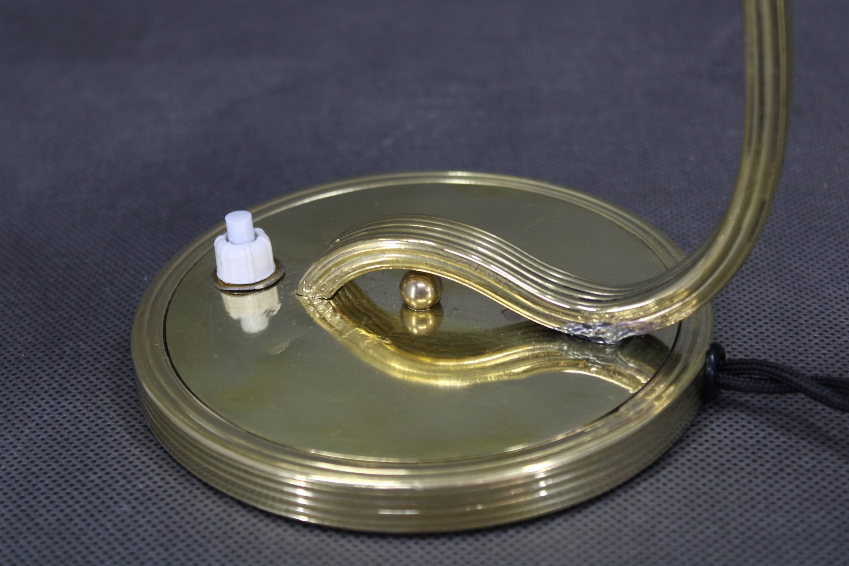 Paire de lampes de table ou murales en laiton ajustables, Tchécoslovaquie, années 1930