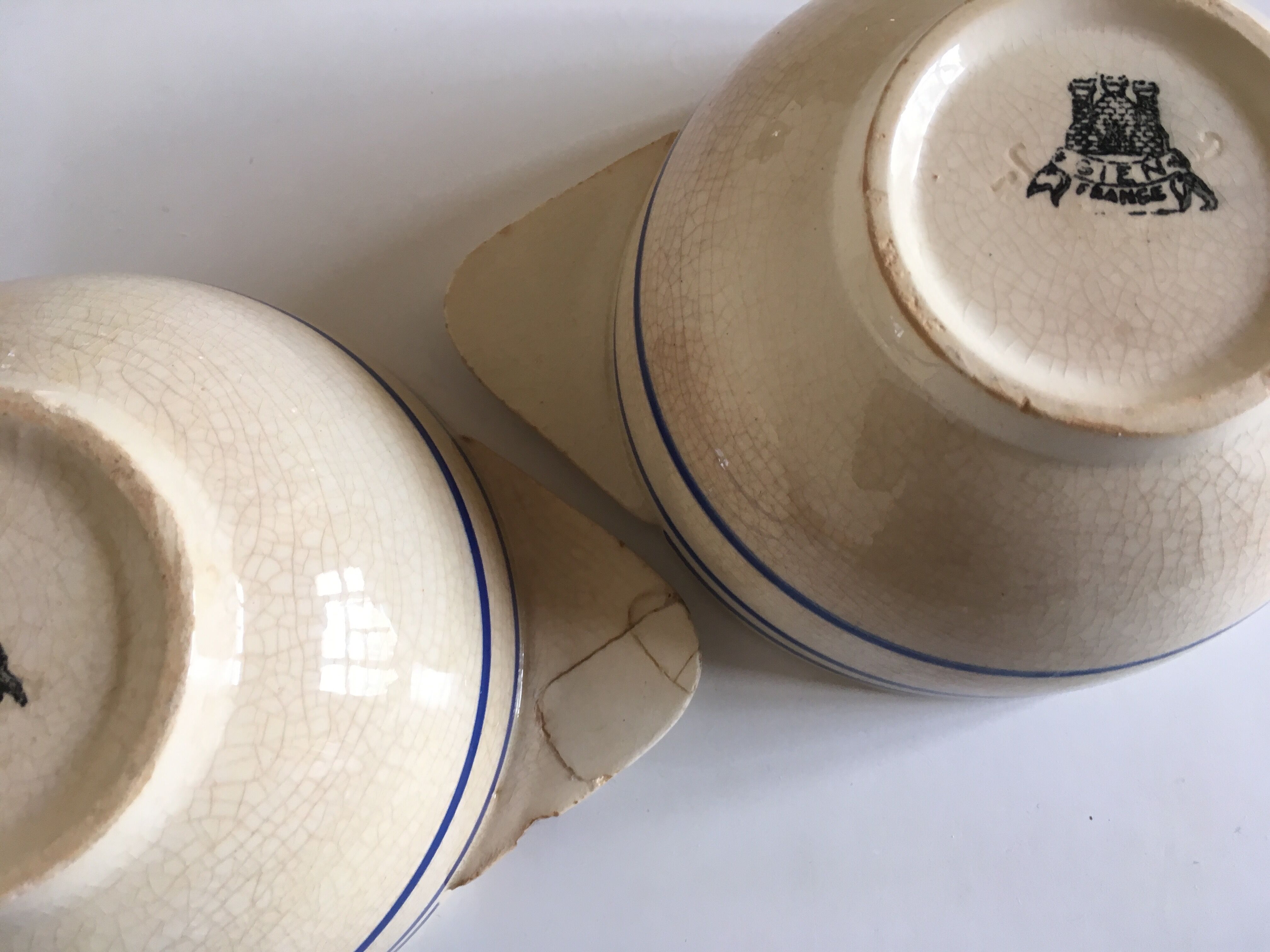 Gien pair of weak bowls 1910