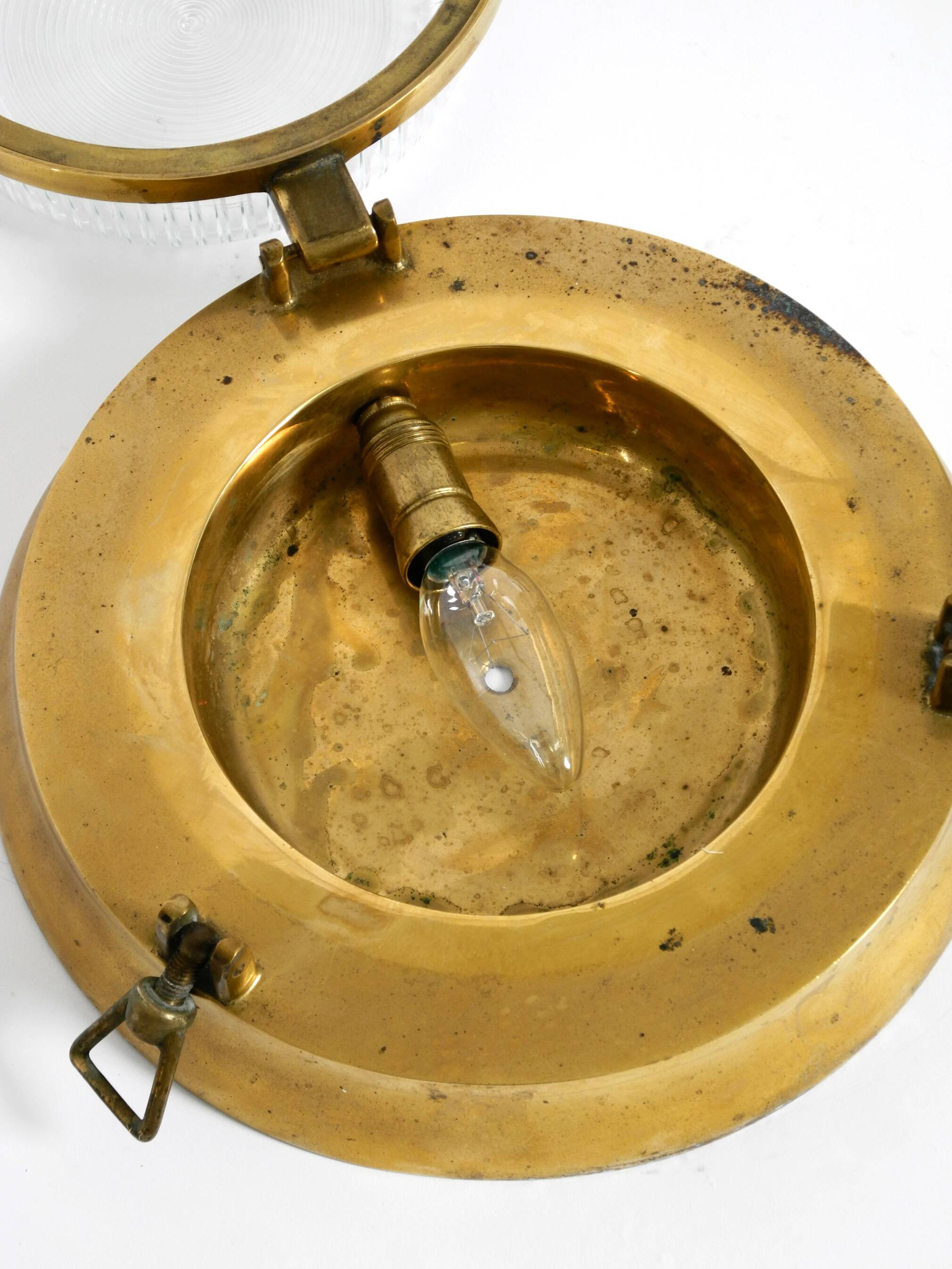 A pair of large, heavy 50s maritime ship wall lamps made of brass and glass