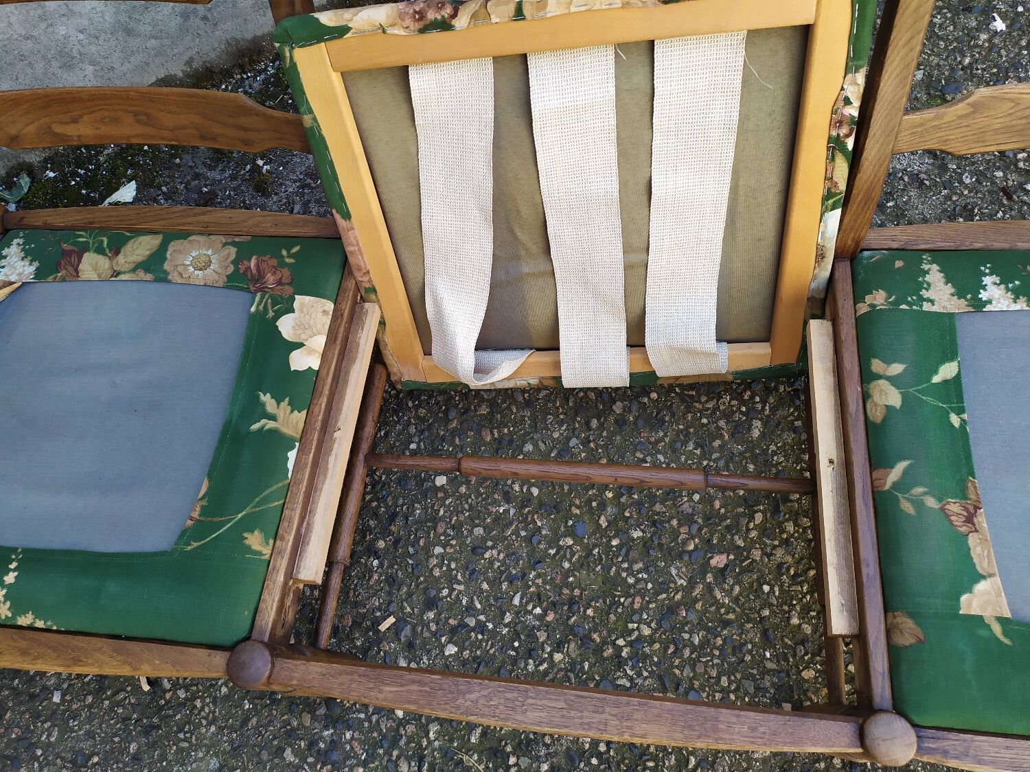 Vintage oak living room