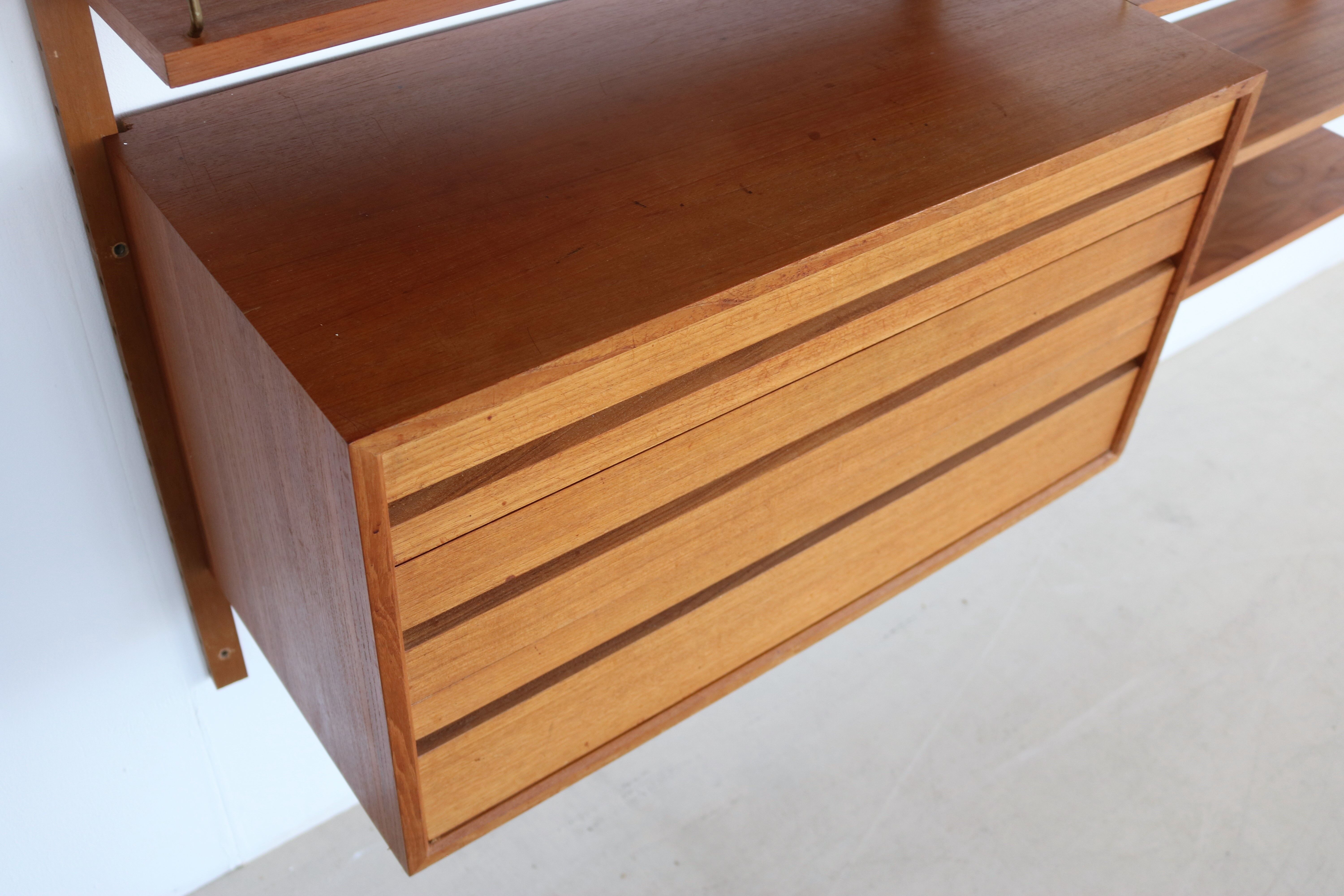 Wall unit by Poul Cadovius "Royal System"