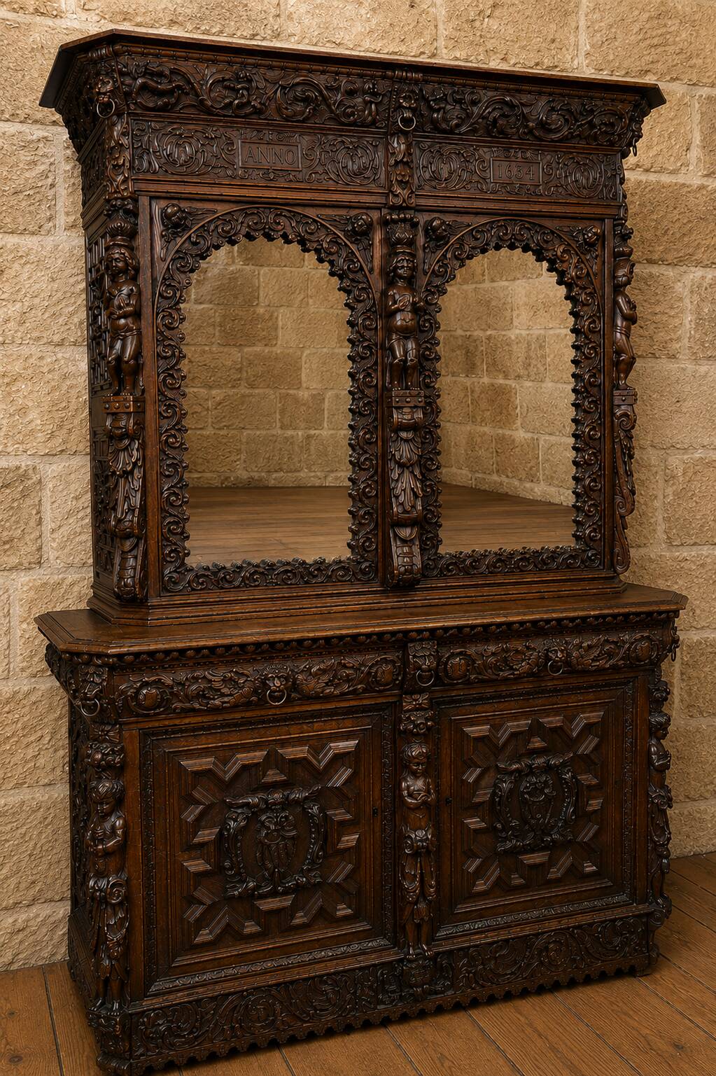 Grand buffet deux-corps style renaissance richement sculpté – « anno 1634 »