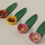 4 porte-couteaux fleurs signés vintage