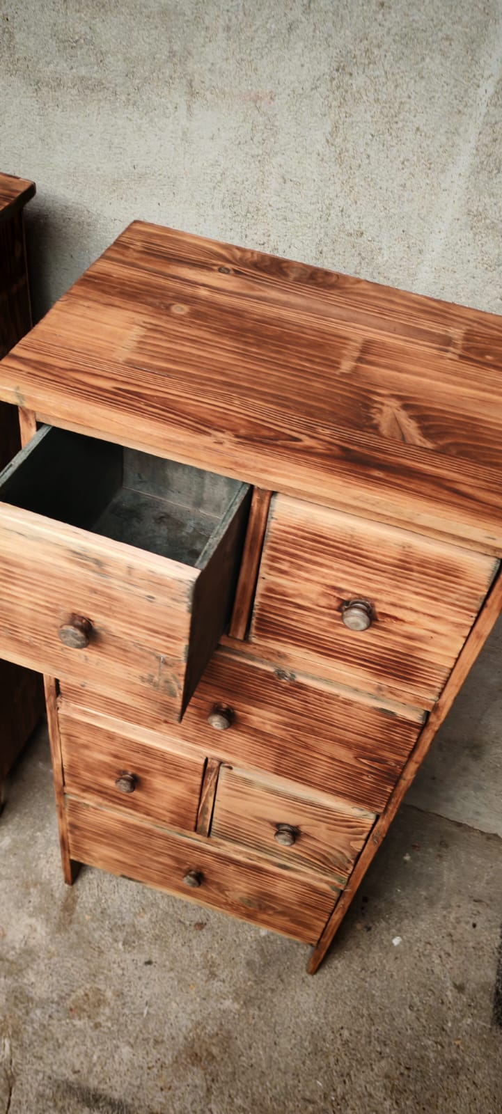 Pair of week drawers