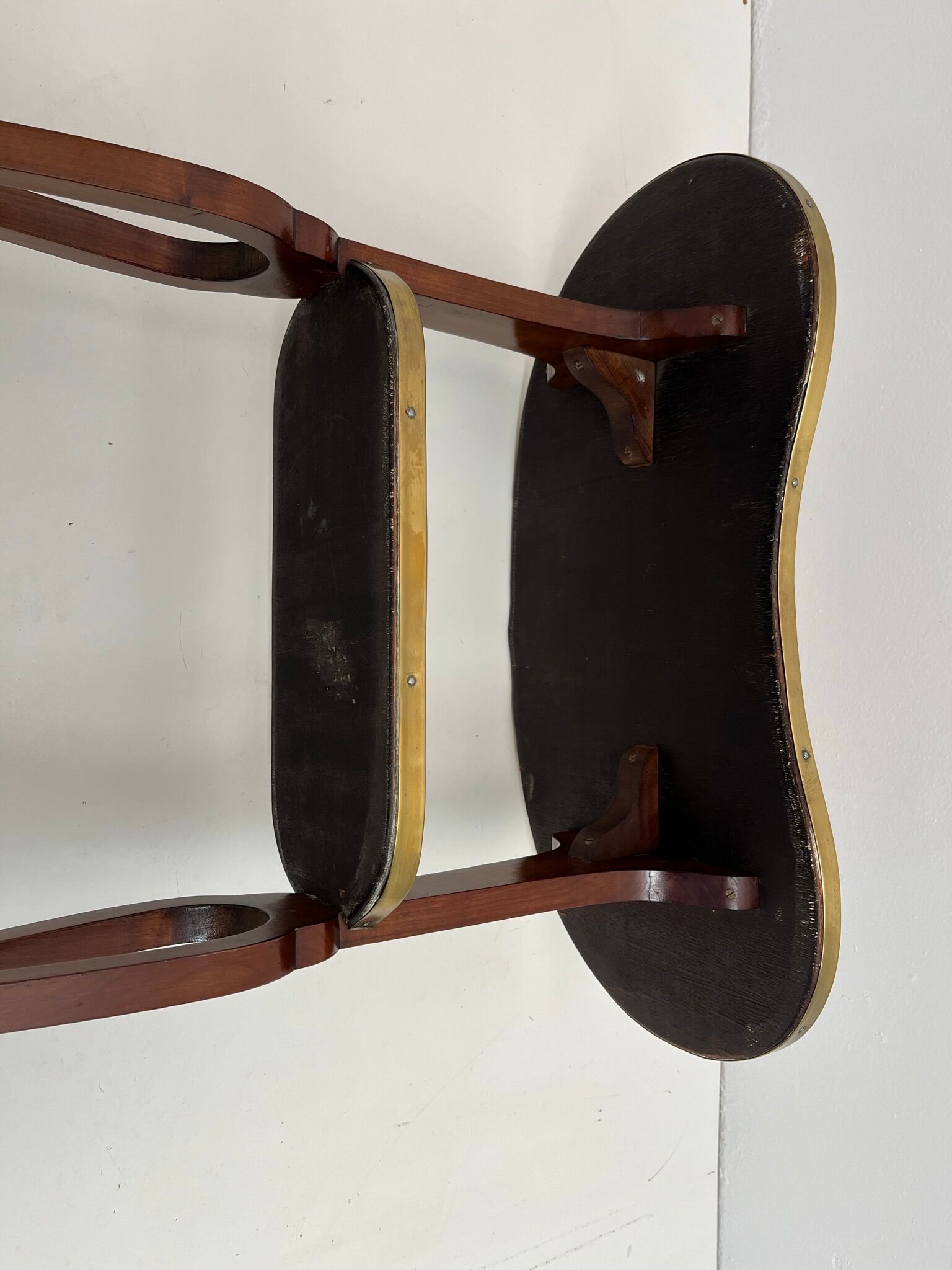 Table Desserte Rognon in Mahogany veneer, Louis XVI style