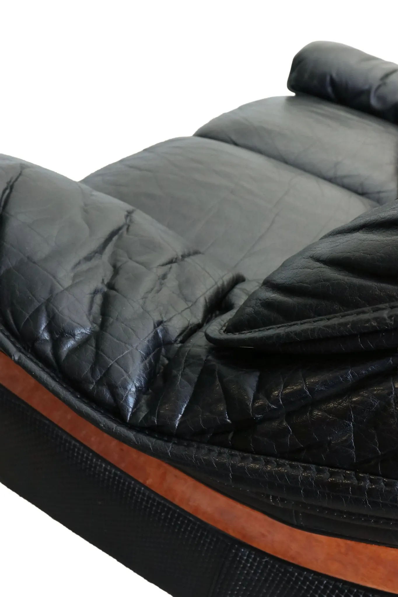 Paolo Gucci for Formitalia – two-seater sofa in black leather and burl wood