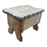 Tabouret coffre ancien