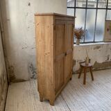 Wooden cabinet cuttery