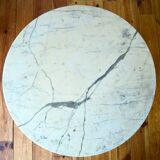 Round table marble