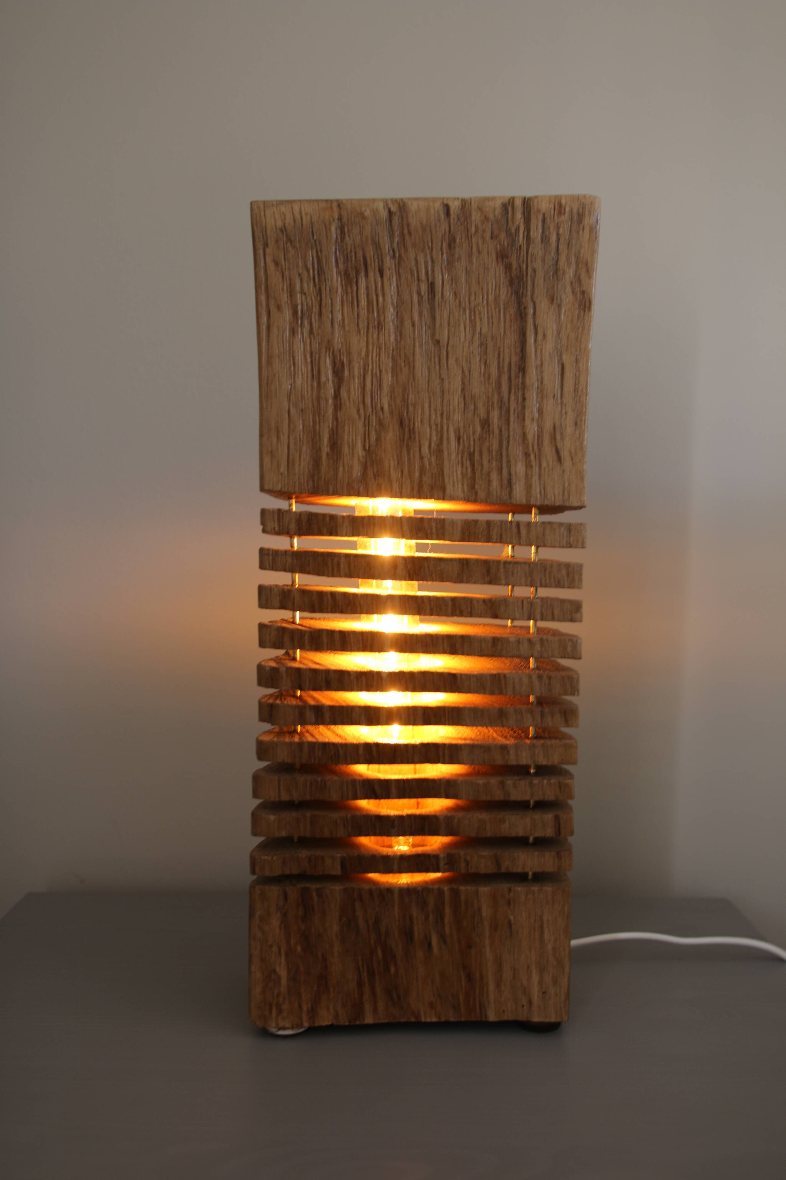 Lampe en bois de chêne sculptée, Dominique Dezen