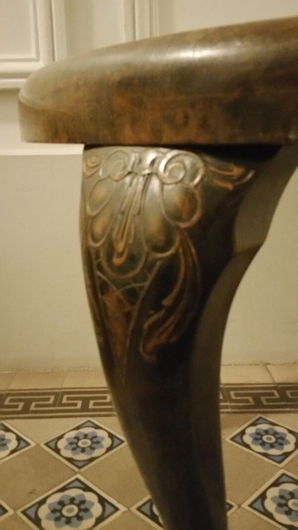 Table ronde baroque style Chippendale