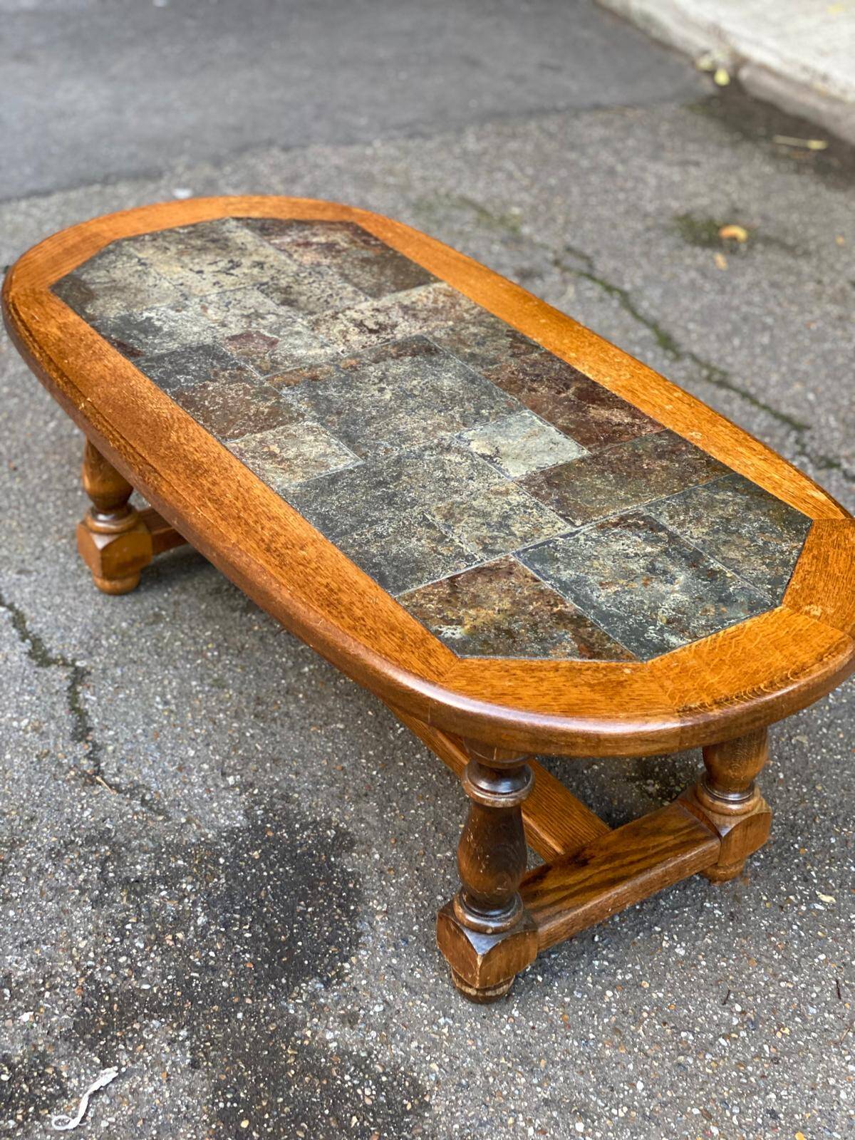 Oval coffee table in solid wood and stone, 115x58