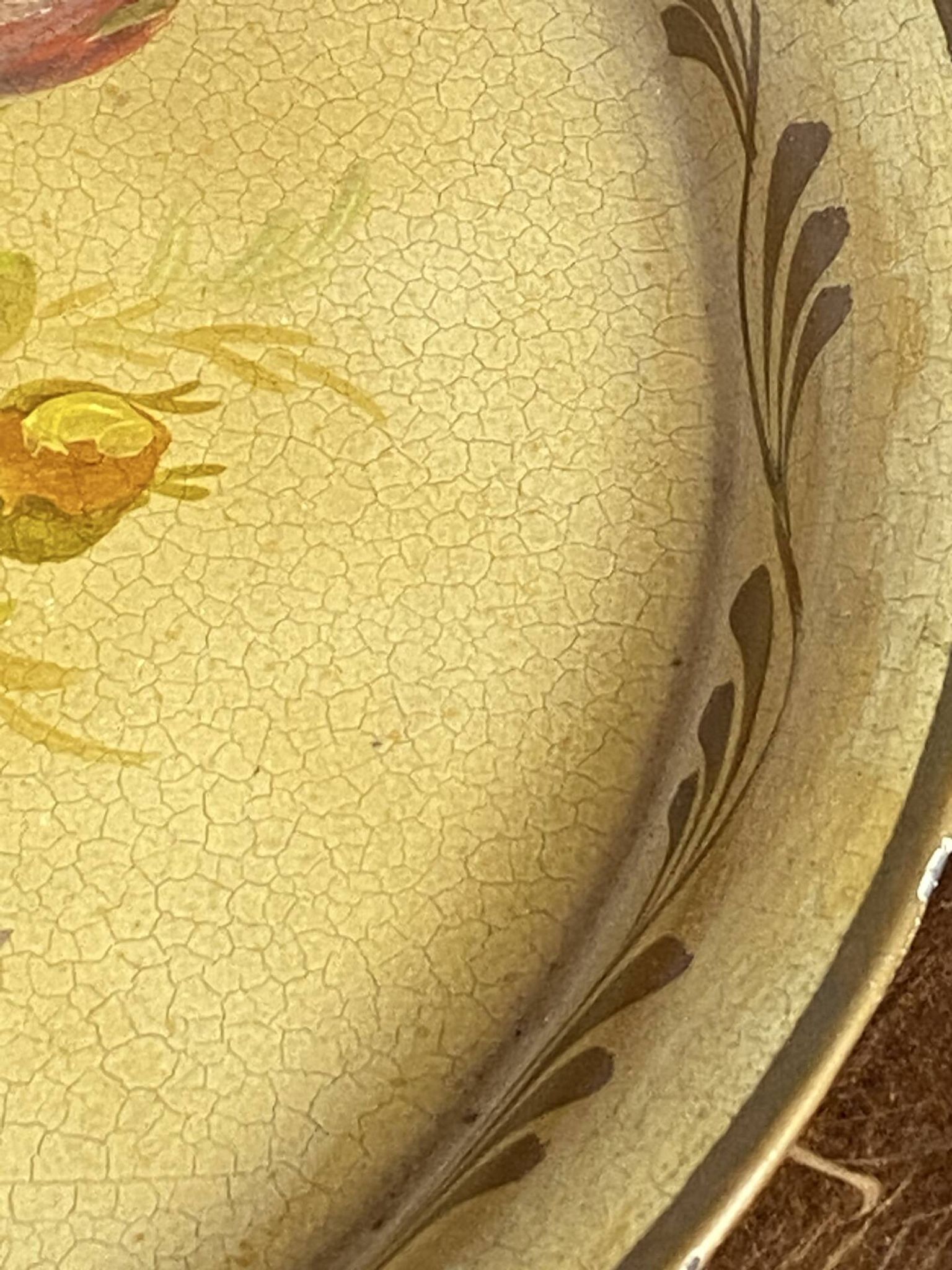 Round painted tin tray, Napoleon III