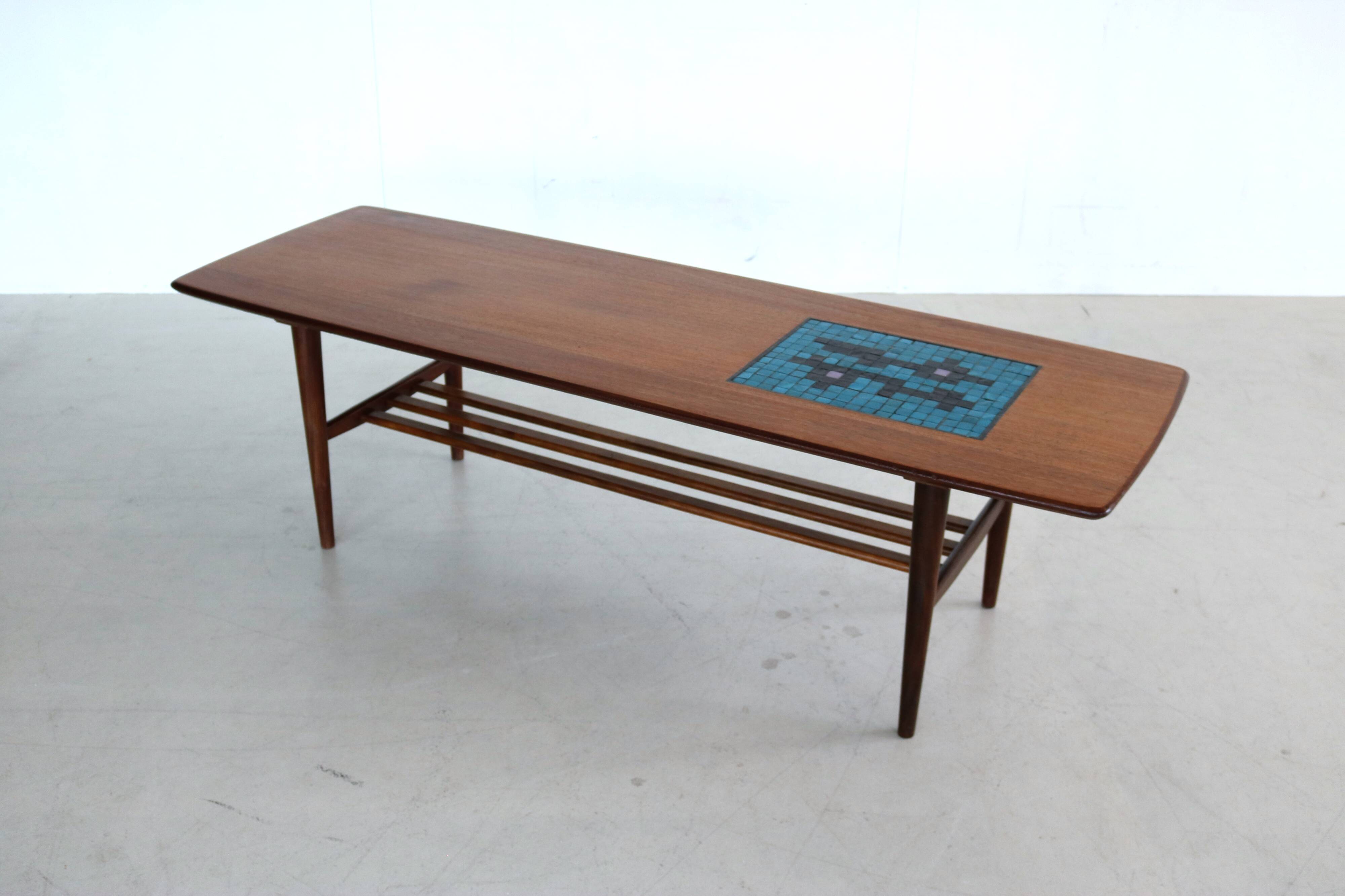 Vintage teak coffee table by wébé, van teeffelen