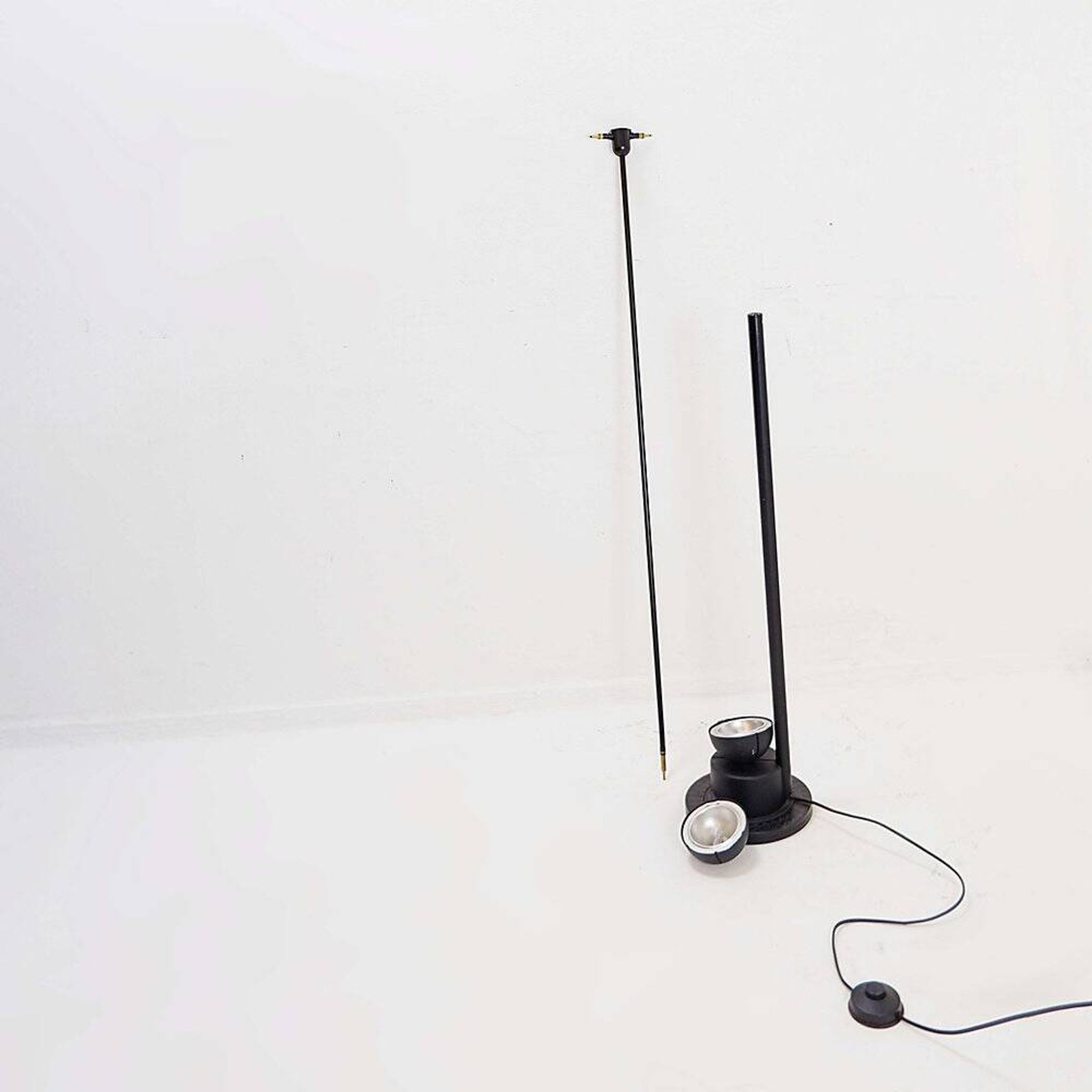 Italian floor lamp from the late 1980s.