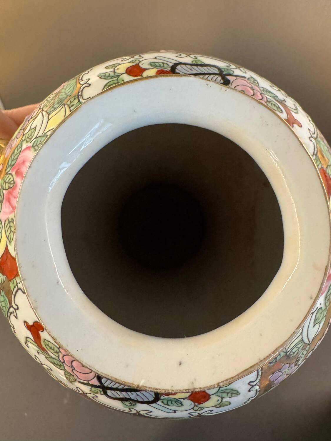 Large porcelain vase with elephant handles – 20th century