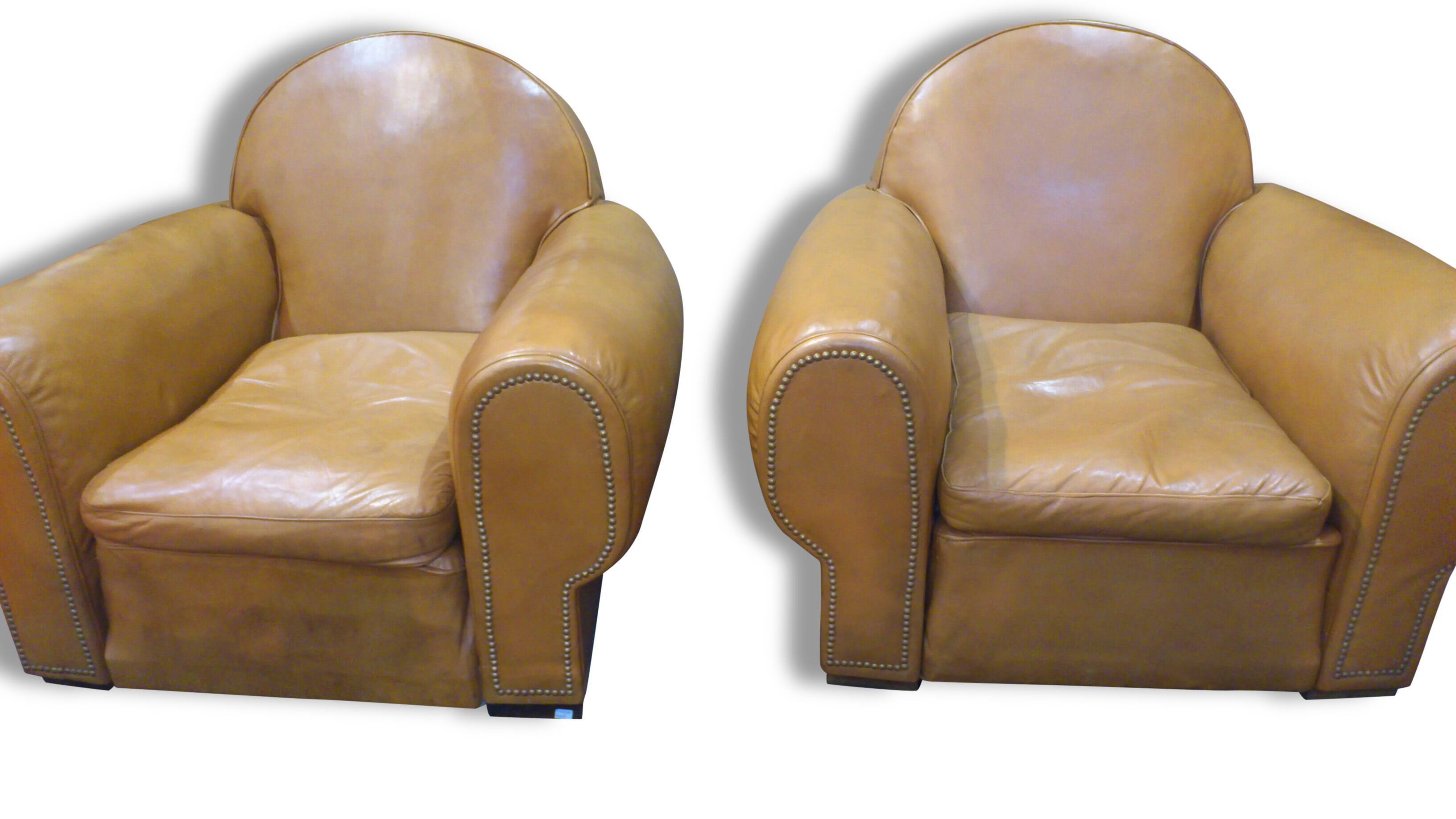 Pair of cubs Deco leather armchairs