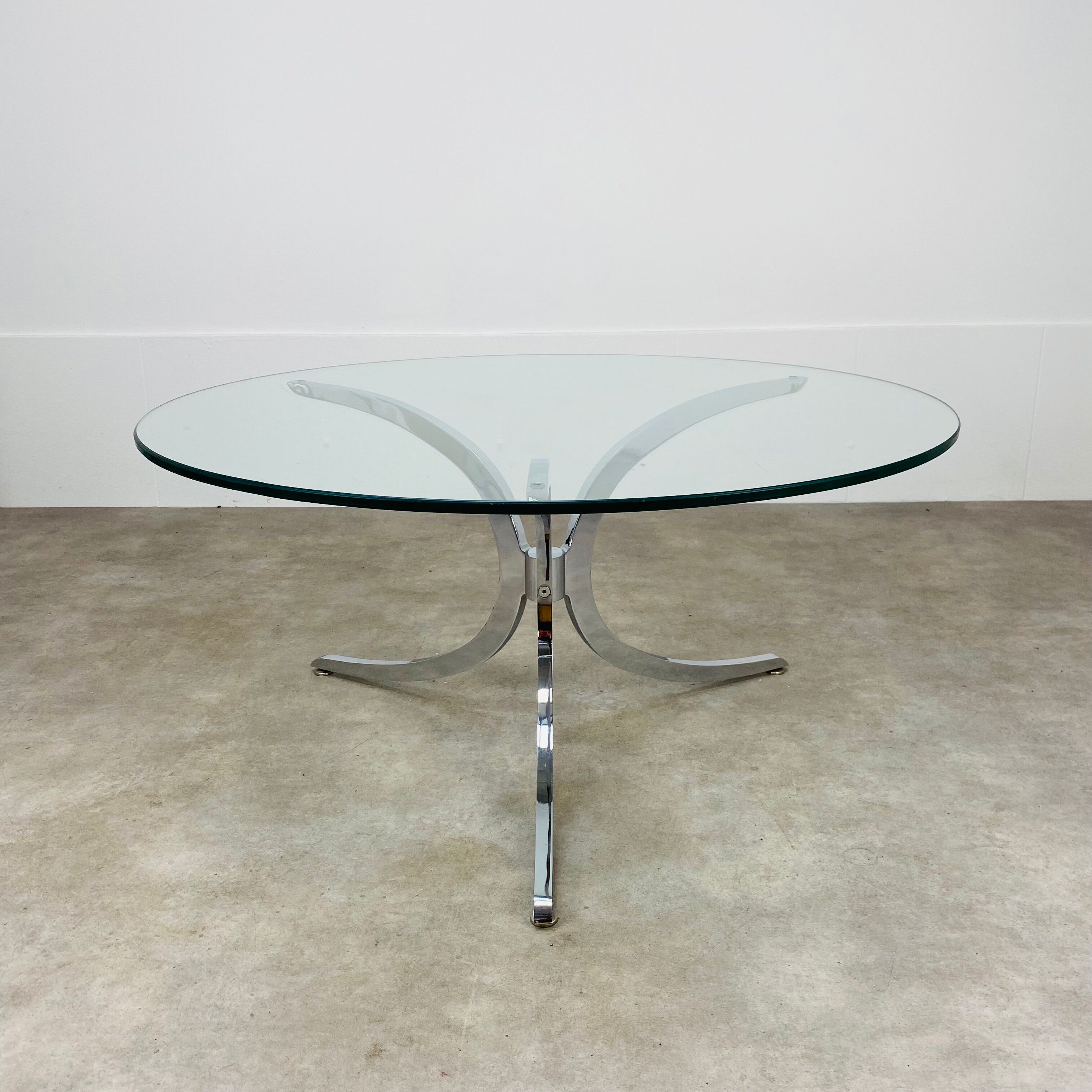 Table basse ronde chrome et verre années 70