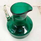 Pichet en verre soufflé vert vintage