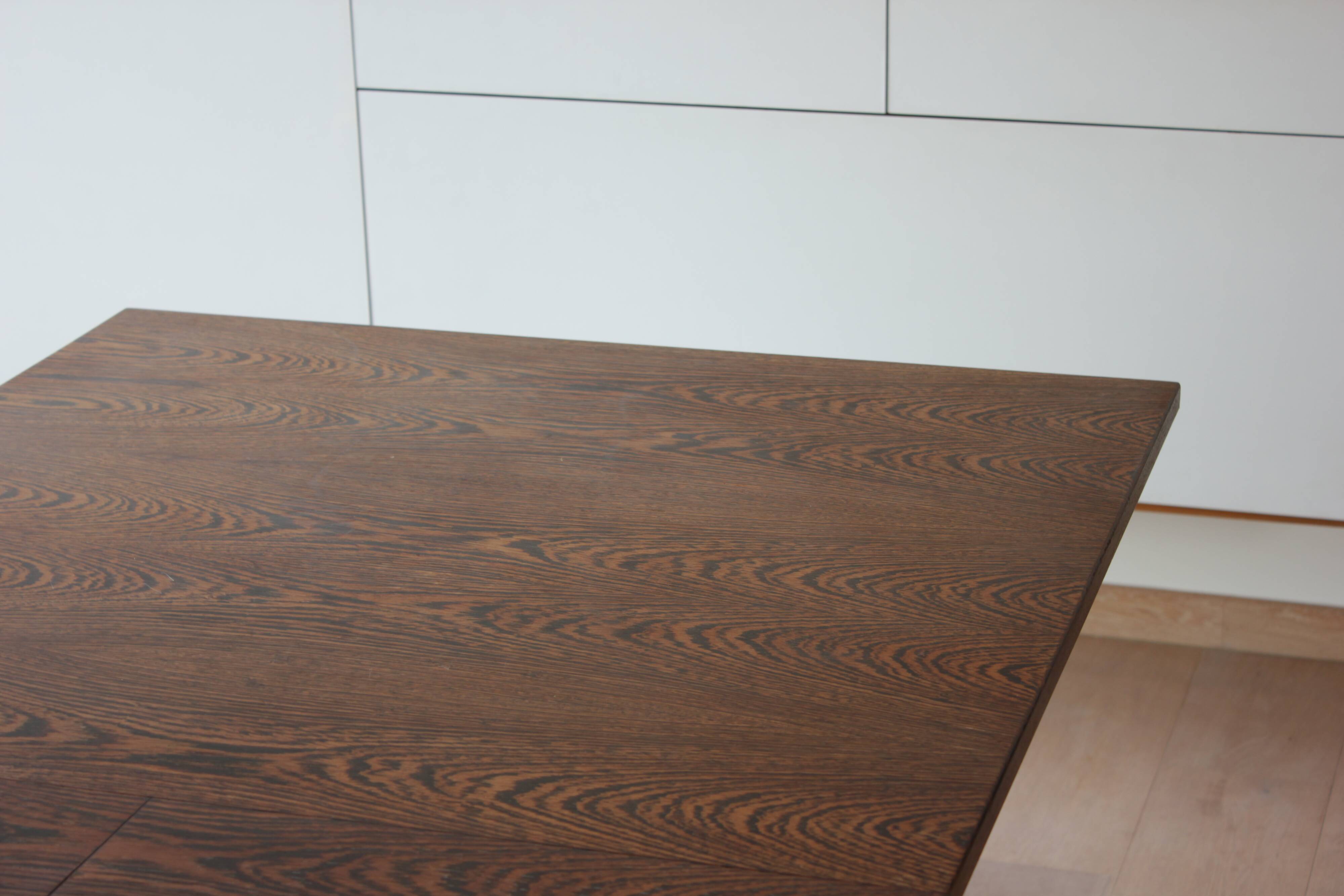 Table à manger par Alfred Hendrickx pour Belform